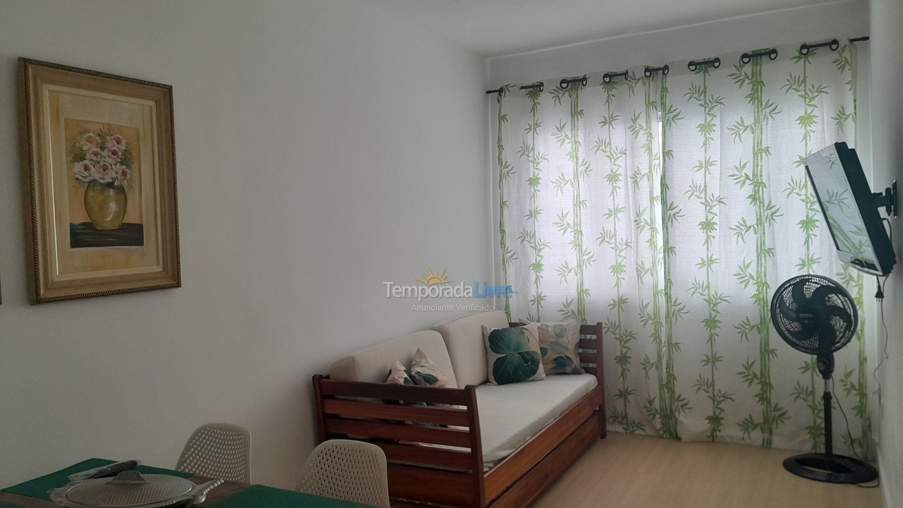 Apartamento para aluguel de temporada em Praia Grande (Praia do Caiçara)