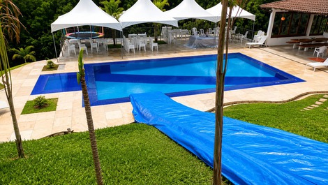 Casa de campo en Atibaia, piscina con tobogán, jacuzzi.