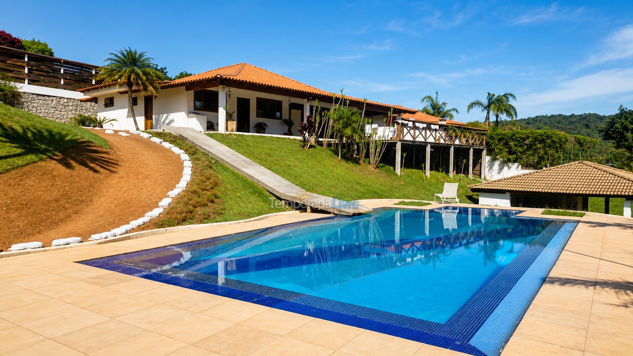 Granja para alquiler de vacaciones em Atibaia (Rio Acima)