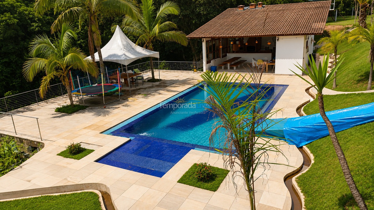 Granja para alquiler de vacaciones em Atibaia (Rio Acima)