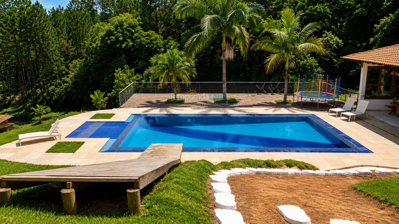 Granja para alquiler de vacaciones em Atibaia (Rio Acima)