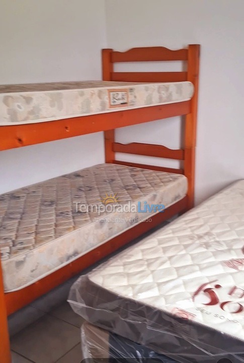 Granja para alquiler de vacaciones em Caraguatatuba (Martim de Sá)