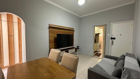 Apartamento aconchegante - uma quadra da praia