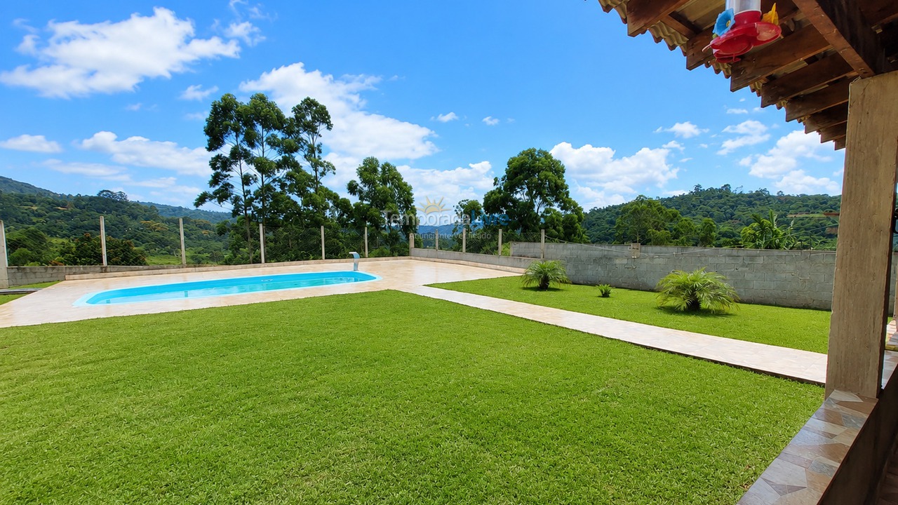 Chácara / sítio para aluguel de temporada em Mairiporã (Campos de Mairiporã)