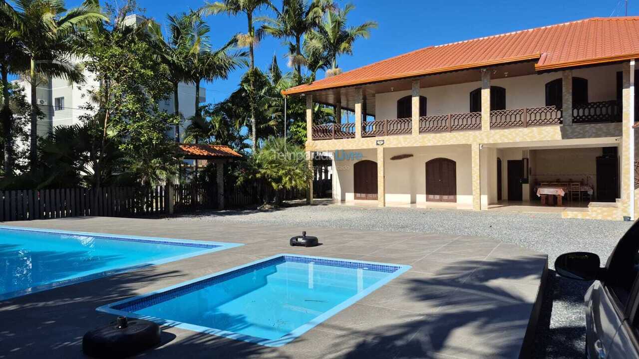 Casa para aluguel de temporada em Itapoá (Itapoá)