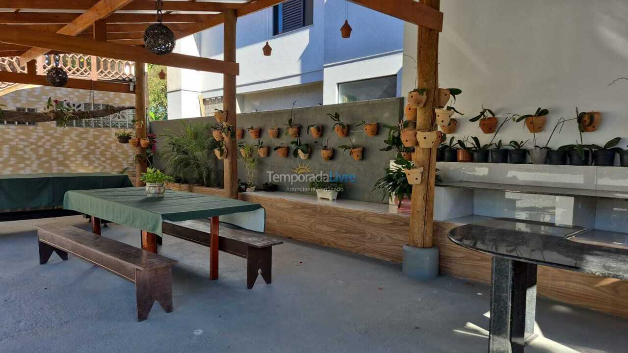 Casa para aluguel de temporada em Itapoá (Itapoá)