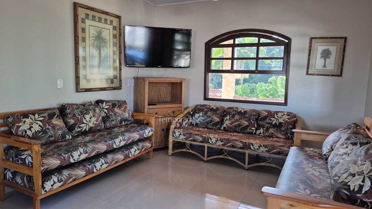 Casa para aluguel de temporada em Itapoá (Itapoá)