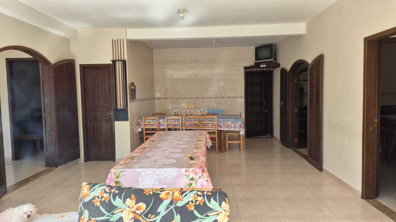 Casa para aluguel de temporada em Itapoá (Itapoá)