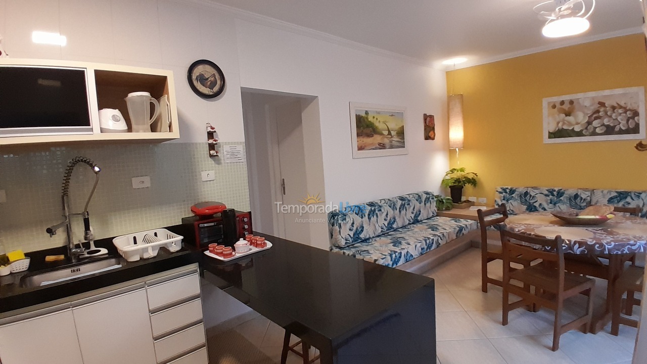 Apartamento para aluguel de temporada em Ubatuba (Enseada)