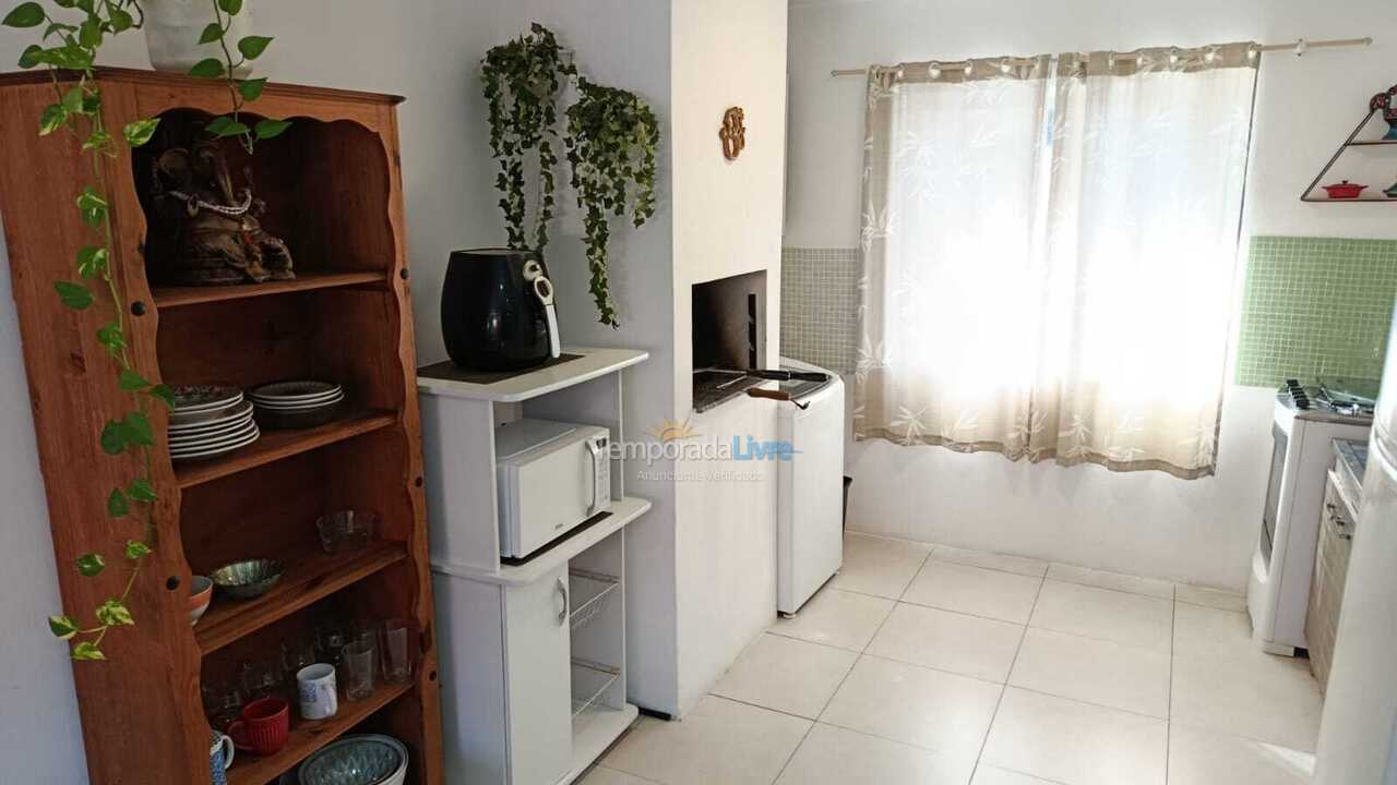 Apartamento para aluguel de temporada em Bombinhas (Mariscal)