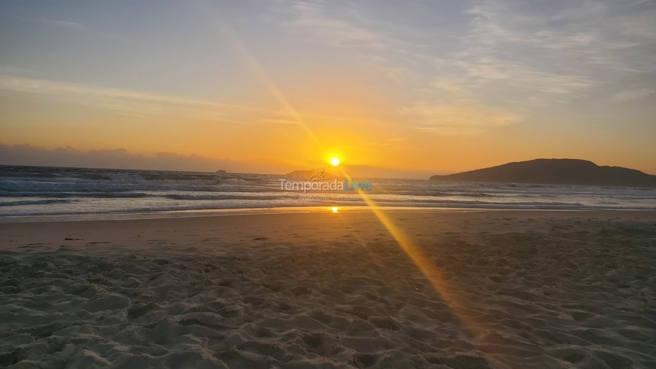 Apartamento para aluguel de temporada em Florianopolis (Praia dos Ingleses)