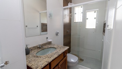 Casa con piscina y 3 suites en Mariscal Ref.143