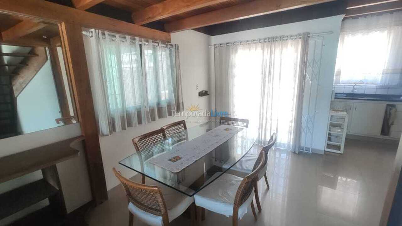 Casa para aluguel de temporada em Bombinhas (Mariscal)