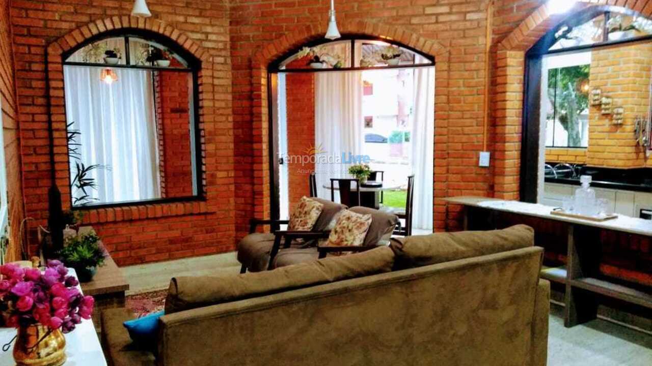 House for vacation rental in Bombinhas (Mariscal)