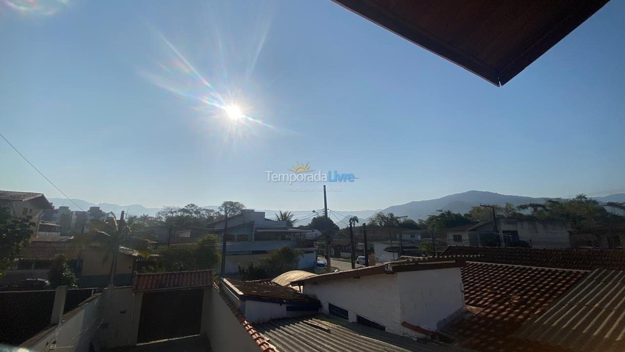 Casa para aluguel de temporada em Ubatuba (Estufa I)