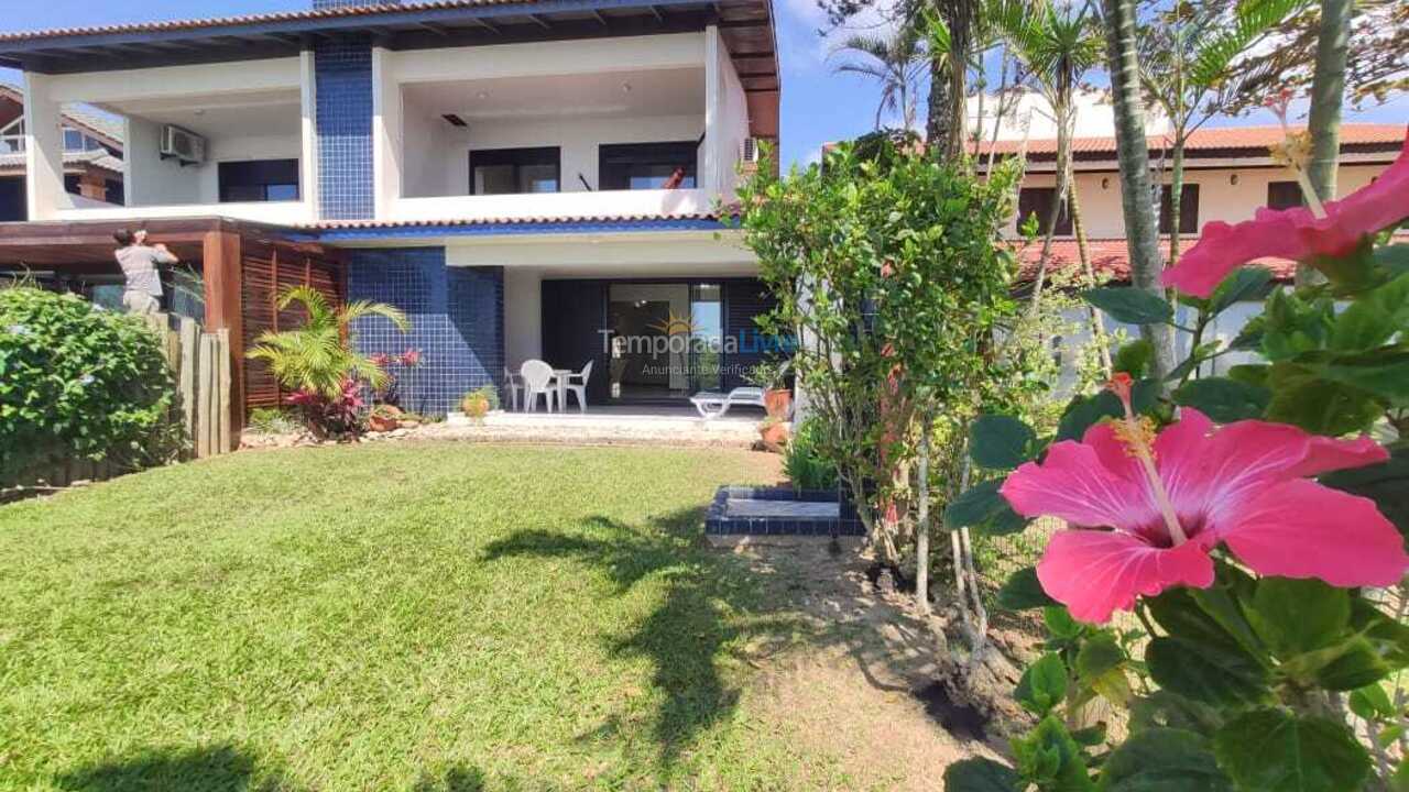 House for vacation rental in Bombinhas (Mariscal)