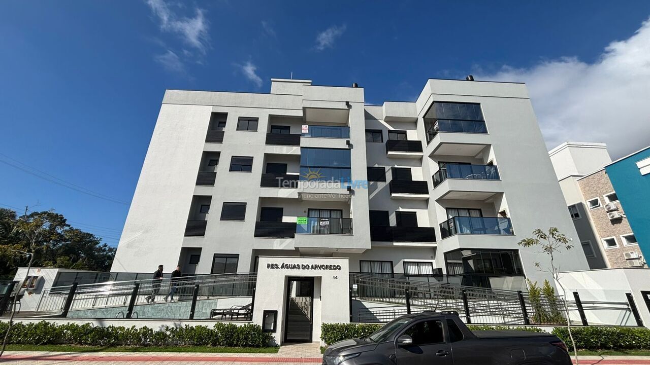 Apartamento para aluguel de temporada em Governador Celso Ramos (Palmas)