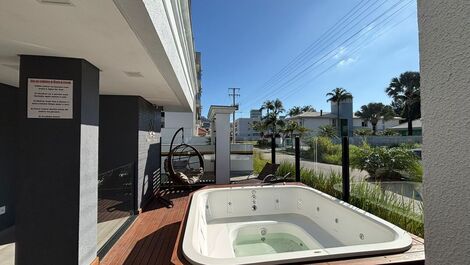 Perfect Vacation! Pleasant Apartment on Palmas Beach - SC