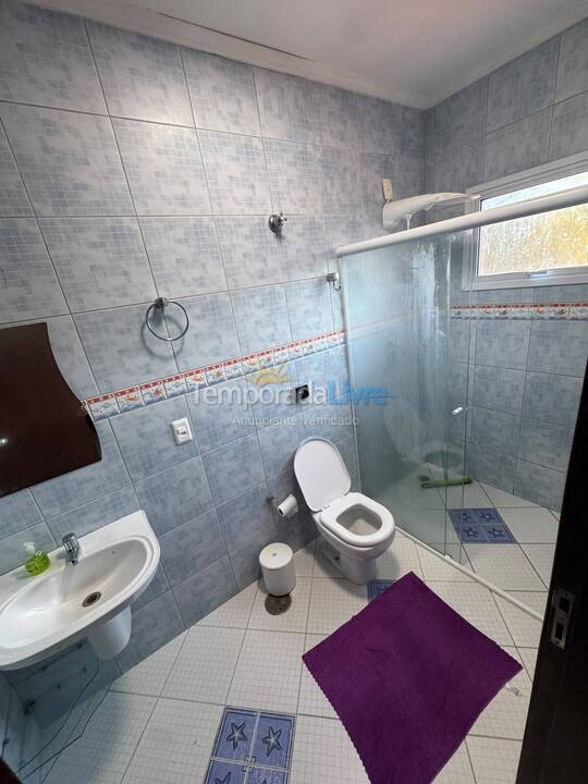 Casa para alquiler de vacaciones em São Sebastião (Praia da Boracéia)