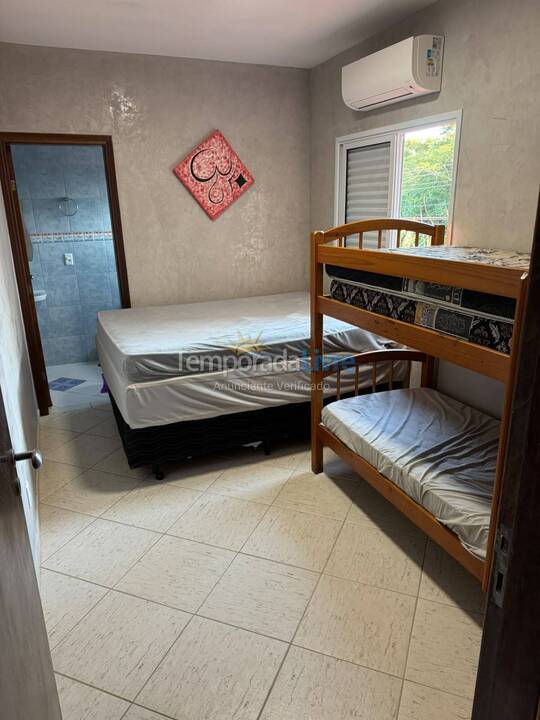 Casa para alquiler de vacaciones em São Sebastião (Praia da Boracéia)