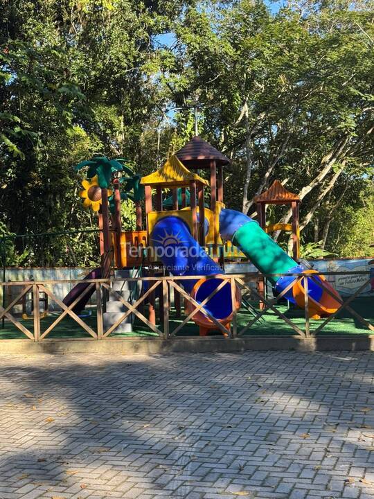Casa para alquiler de vacaciones em São Sebastião (Praia da Boracéia)
