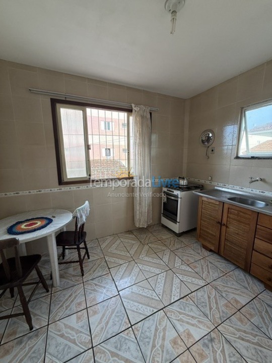 Apartamento para aluguel de temporada em São Francisco do Sul (Enseada)