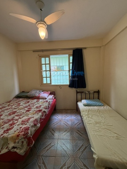 Apartamento para aluguel de temporada em São Francisco do Sul (Enseada)