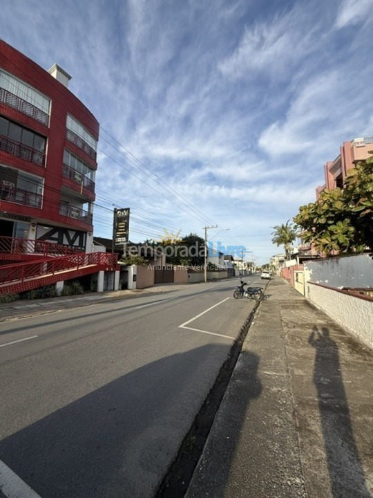 Apartamento para aluguel de temporada em São Francisco do Sul (Enseada)