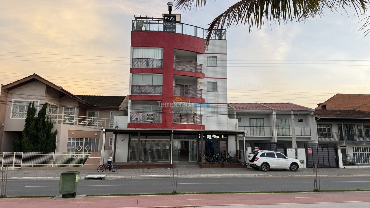 Apartamento para aluguel de temporada em São Francisco do Sul (Enseada)