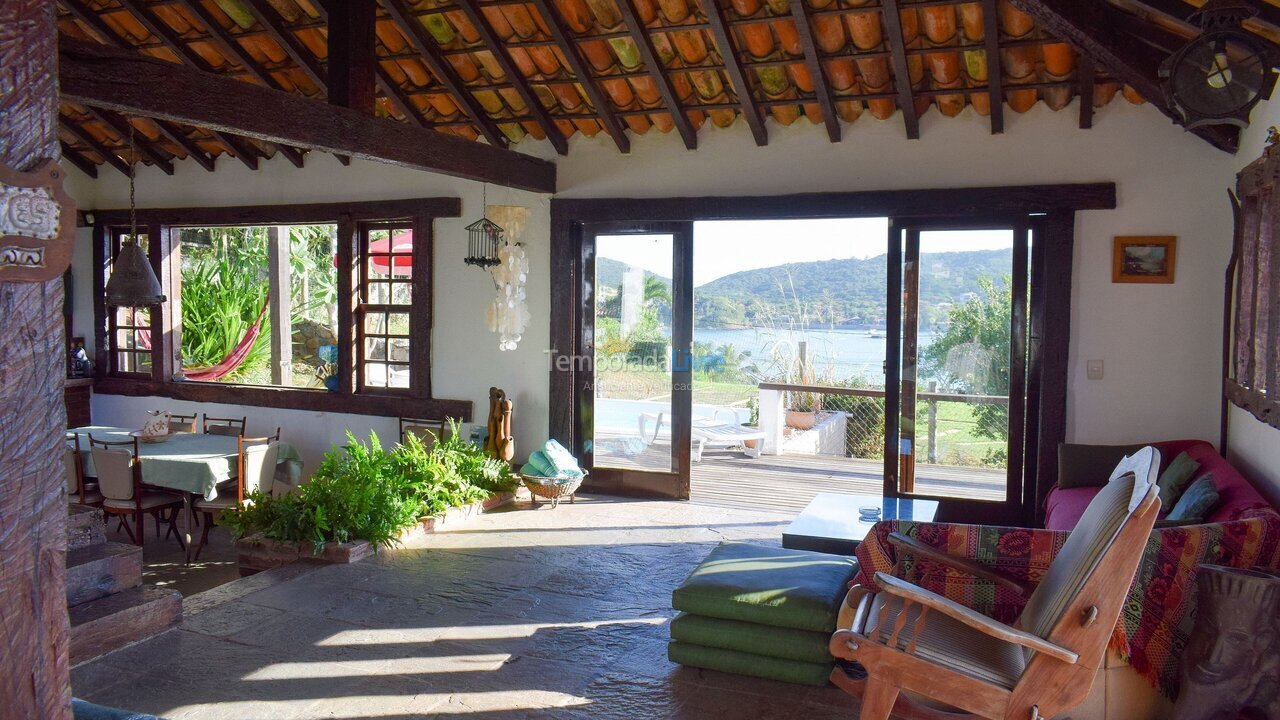 Casa para aluguel de temporada em Armação dos Búzios (Praia da Ferradura)