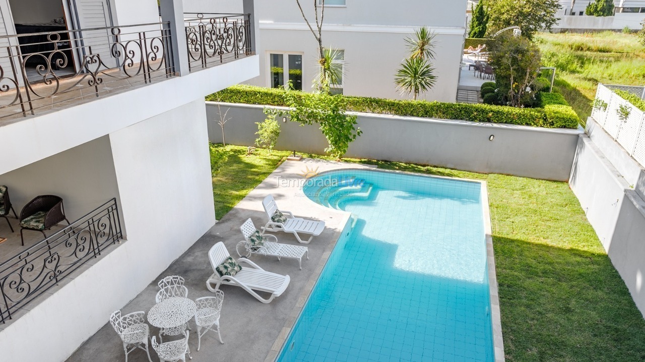 Casa para aluguel de temporada em Florianopolis (Jurerê Internacional)