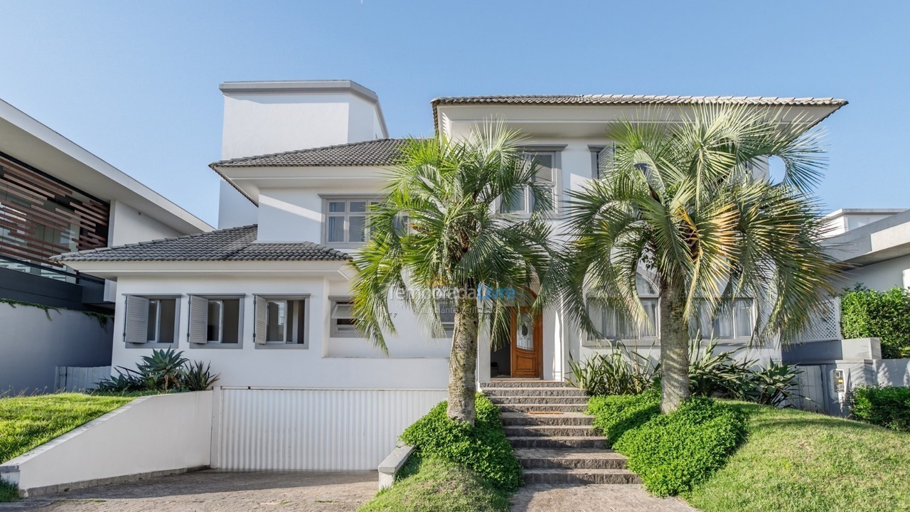 Casa para aluguel de temporada em Florianopolis (Jurerê Internacional)