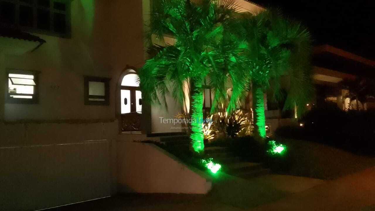 Casa para aluguel de temporada em Florianopolis (Jurerê Internacional)