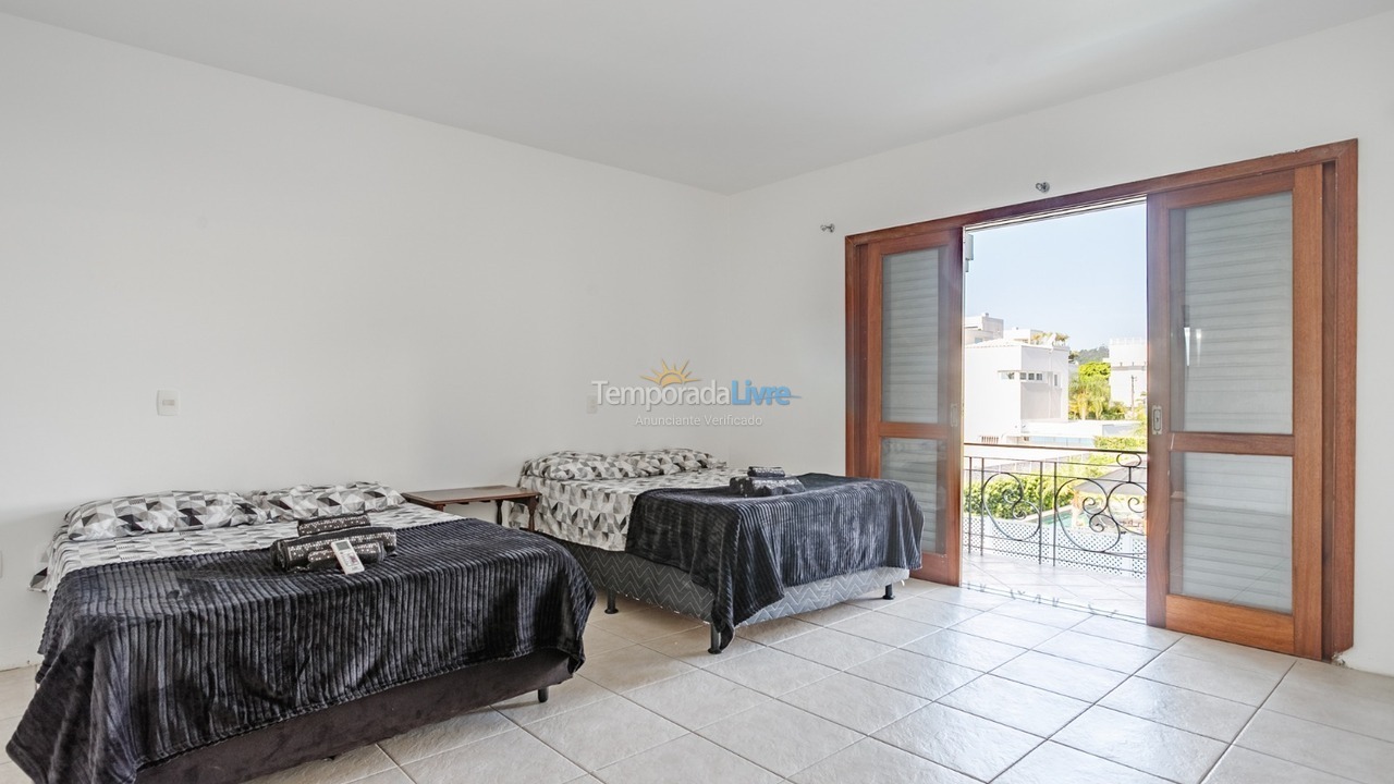 Casa para aluguel de temporada em Florianopolis (Jurerê Internacional)