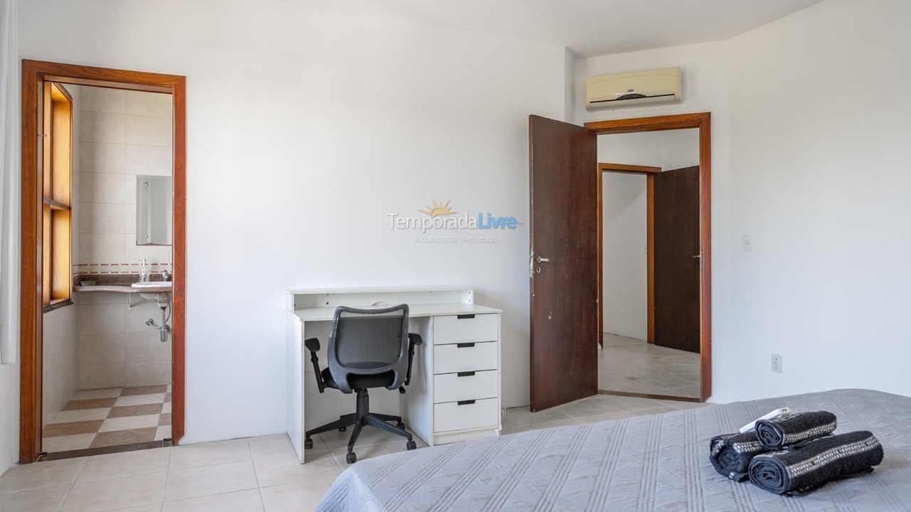 Casa para aluguel de temporada em Florianopolis (Jurerê Internacional)