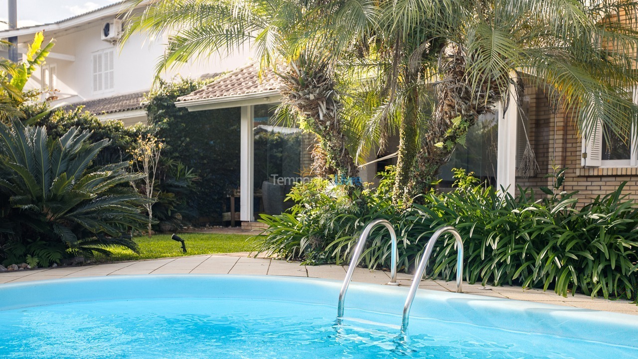 House for vacation rental in Florianopolis (Jurerê Internacional)