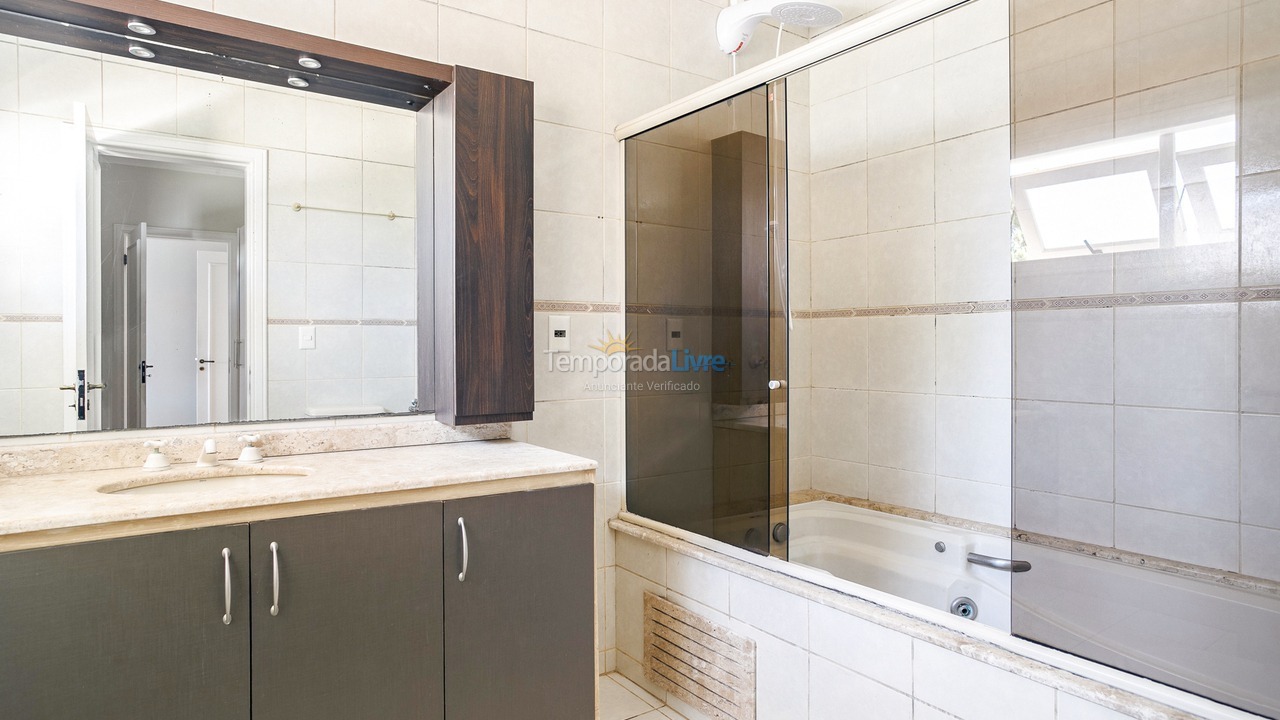 House for vacation rental in Florianopolis (Jurerê Internacional)