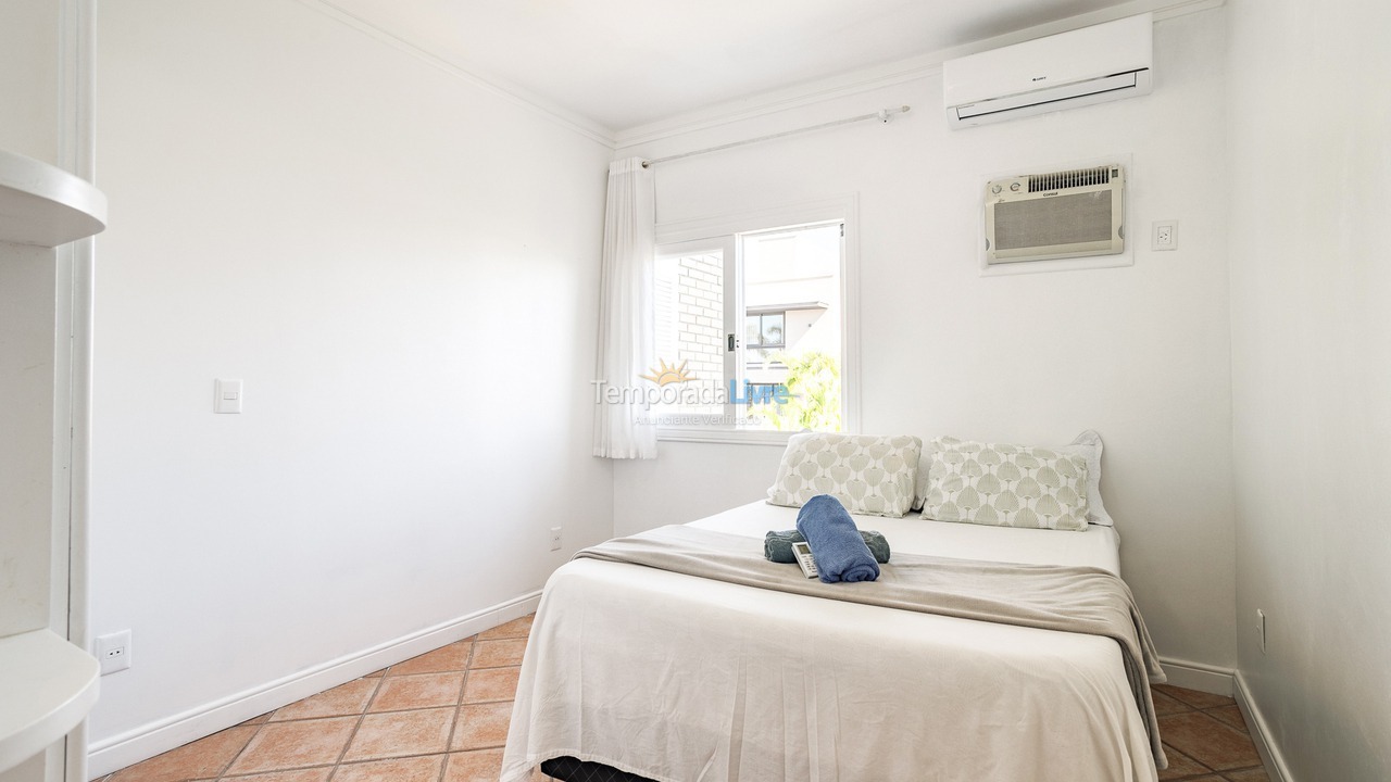 House for vacation rental in Florianopolis (Jurerê Internacional)