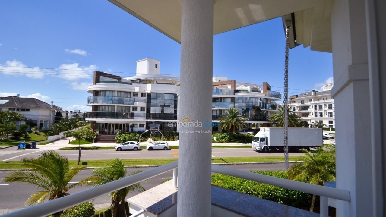 Casa para aluguel de temporada em Florianopolis (Jurerê Internacional)
