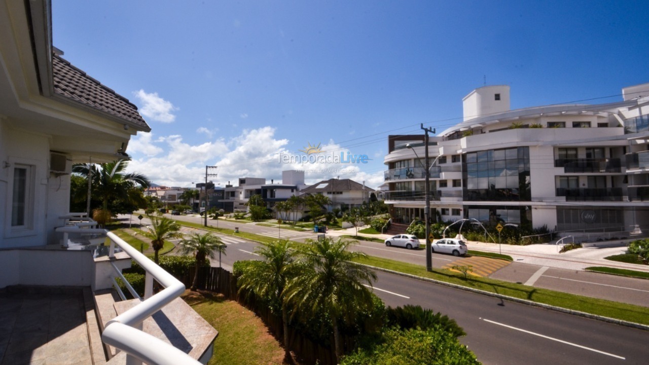 Casa para aluguel de temporada em Florianopolis (Jurerê Internacional)
