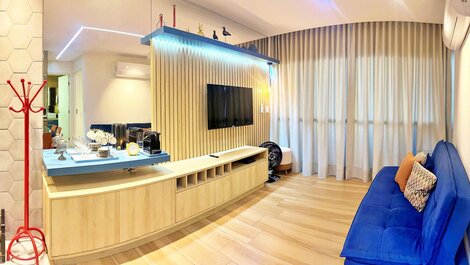Fully furnished and decorated room, 250m from the beach.