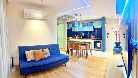 Fully furnished and decorated room, 250m from the beach.