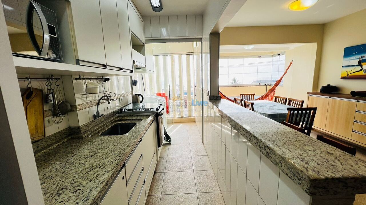 Apartamento para alquiler de vacaciones em Bombinhas (Praia de Bombas)