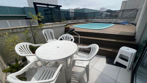 Penthouse with 3 bedrooms in Mariscal Beach