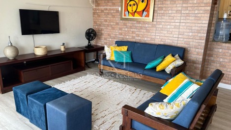 Penthouse with 3 bedrooms in Mariscal Beach