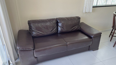 Precioso apartamento en Mariscal con 2 dormitorios Código 051