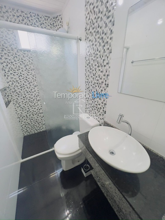 Casa para aluguel de temporada em Bombinhas (Praia de Zimbros)