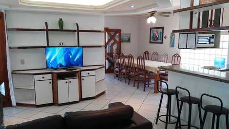 Casa Temporada | 07 Quartos | Piscina | Jurerê Internacional