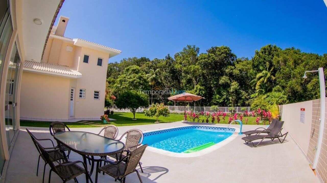Casa para aluguel de temporada em Governador Celso Ramos (Palmas)