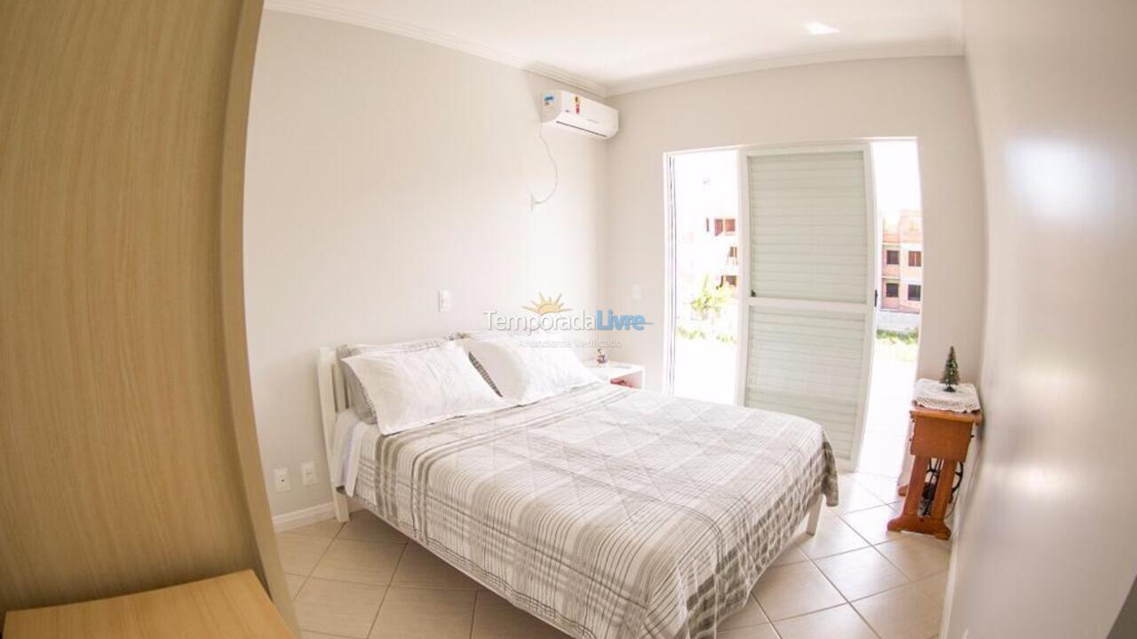 Casa para aluguel de temporada em Governador Celso Ramos (Palmas)